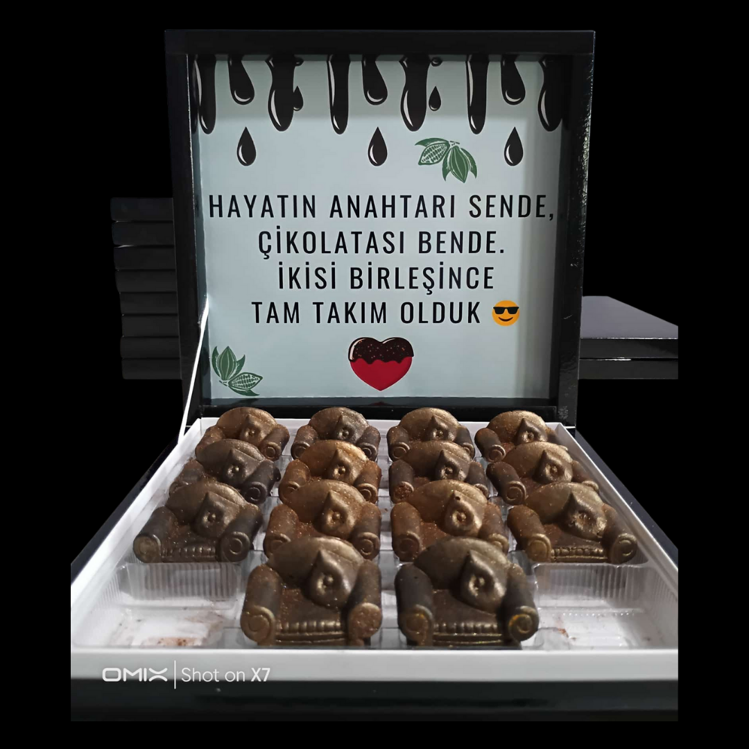 Koltuk Objesi Konfiseri Çikolata